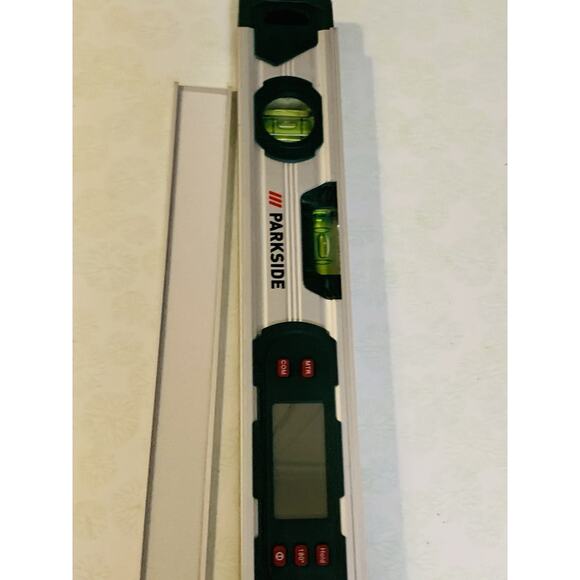 Parkside Digital Angle Finder With Level & Ruler Aluminum Model HG11598 - Picture 3 of 9